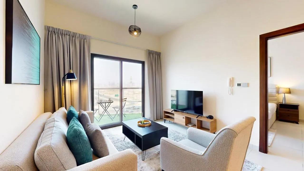 Binghatti Gate - Cosy Two Bedroom Dubai