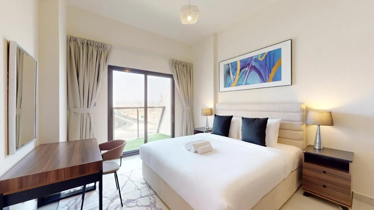 Apartment Binghatti Gate - Cosy Two Bedroom Dubai